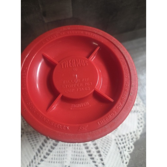 Vintage THERMOS King-Seeley  Plastic Red With Black Diamond Design USA - Picture 3 of 6